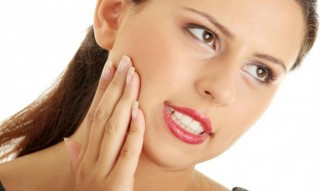 Болит десна после удаления зуба