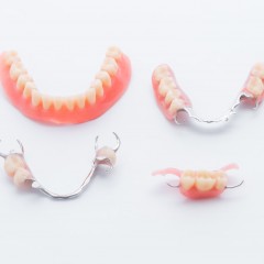 Фото зубные протезы