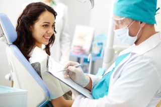 Консультация у стоматолога по операции синус-лифтинг